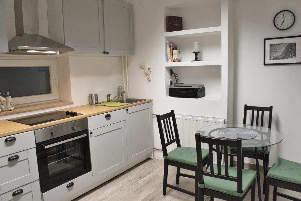 Apartment Anna - Free Pickup From Or Dropoff To Zagreb Airport At Any Time, Please Give Three Days Advance Notice - Long-Term Parking With Airport Transport Possibility Velika Gorica Exteriör bild